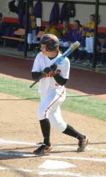 Shelby Davis went 3-for-4 with a triple and two RBIs