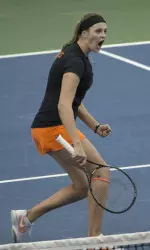 Viktoriya Lushkova picked up her 11th-straight win with a victory over Kenna Kilgo on one.