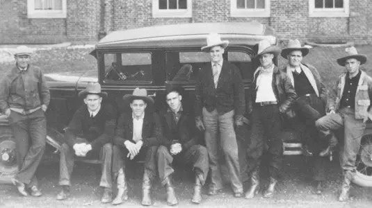 1930s wrestling team