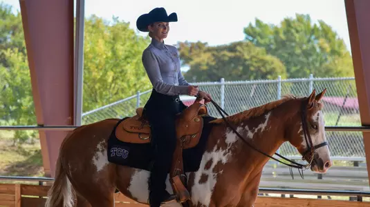 Emma_Verplank_Horsemanship_at_TCU