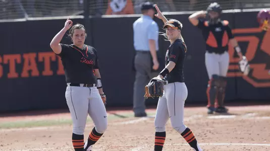 Emmie Robertson & Vanessa Shippy