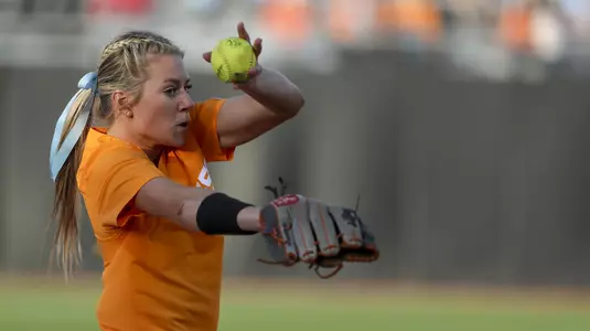 KNOXVILLE, TN - APRIL 17, 2018 - Pitcher Gabby Sprang #27 of the Tennessee Volunteers during the game between the ETSU Buccaneers and the Tennessee Volunteers at Sherri Parker Lee Stadium in Knoxville, TN. Photo By Austin Perryman/Tennessee Athletics