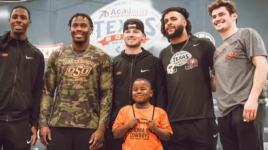 OSU_Cowboy_FB_TexasBowl_Shopping