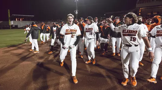 Celebration - Campbell walkoff vs. Illinois State