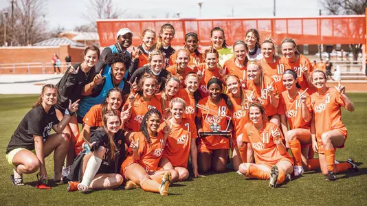 Team with Bedlam trophy 2021