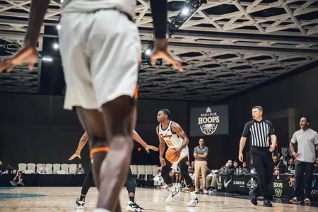 Image Taken at the Oklahoma State Cowboys vs UCF Knights at the Baha Mar Hoops Tournament, Friday, November 18, 2022, Grand Hyatt Baha Mar, Nassau, Bahamas. Mary Elizabeth/OSU Athletics