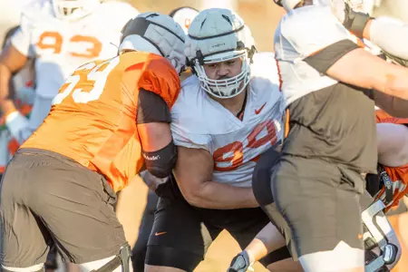 Sione Asi Guaranteed Rate Bowl Practice