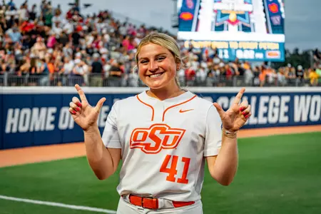 Ivy Rosenberry NCAA WCWS