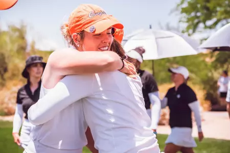 Maddison Hinson-Tolchard Hug at NCAA Championship