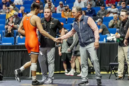 John Smith High Five at Big 12s