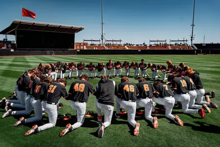 Team huddle pregame vs. Mercer