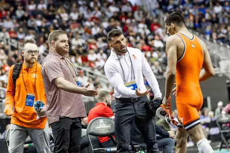 Izzak Olejnik NCAAs Win