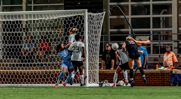 Alvord header goal vs. UCF