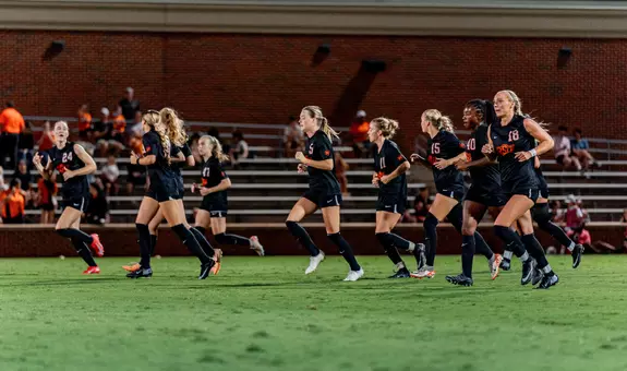 Image Taken at UCF, 16, 10, 2025, Neal Patterson Stadium, Stillwater, Oklahoma. Mya Montonati/OSU Athletics.