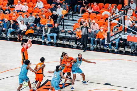 Image Taken at MBB vs. UMKC, Thursday, December 18, 2025, Gallagher Iba Arena, Stillwater, Oklahoma. Chase Davis/OSU Athletics.