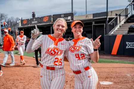 Rosie Davis and Tara Vandewater