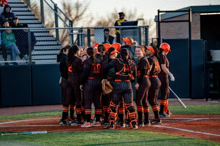 Cowgirl Softball Huddle Shot