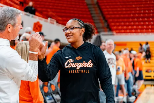 Stailee Heard with Fans