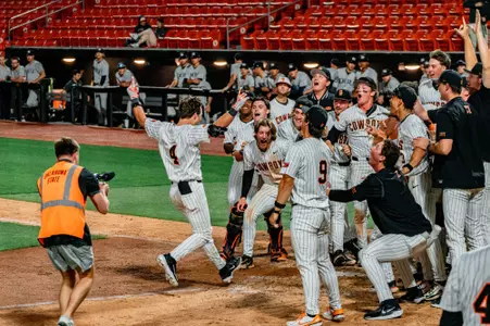Smithwick walkoff HR celebration vs. Dallas Baptist