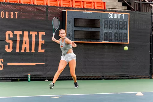 Veronika Kliuch forehand