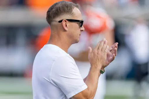 Eric Morris clapping