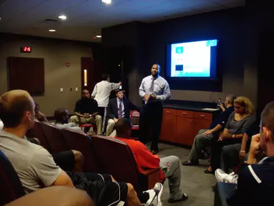 Jamil Northcutt speaks to the Ole Miss basketball team.