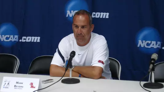 Head Coach Mark Beyers