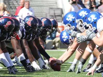 The defensive line against Kentucky