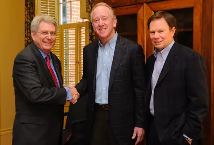 Chancellor Jones welcomes co-chairs Archie Manning and Mike Glenn.