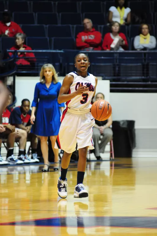Valencia McFarland (Joey Brent)