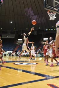 Valencia McFarland (Joey Brent)