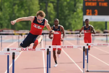 Lee Ellis Moore (photo by Nathan Latil)