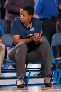 Jennifer Gillom (Stephen Slade)