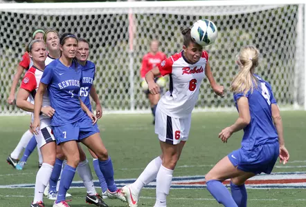 Rafaelle Souza was named a Scholar All-America selection by the NSCAA.