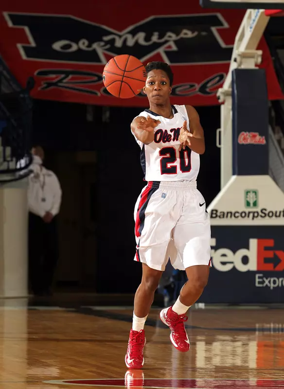 Amber Singletary (photo by Joshua McCoy)