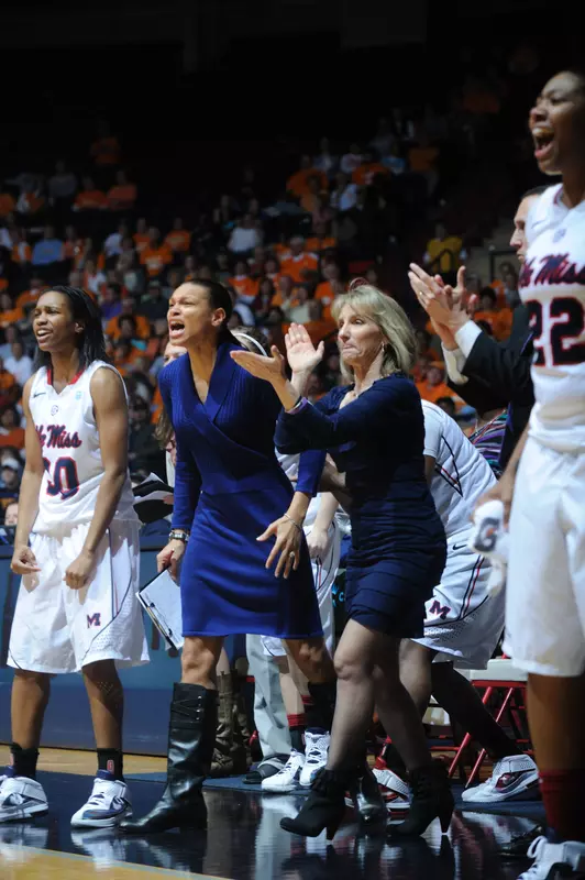 File: Head Coach Renee Ladner