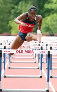 Fabia McDonald (photo by Joshua McCoy)