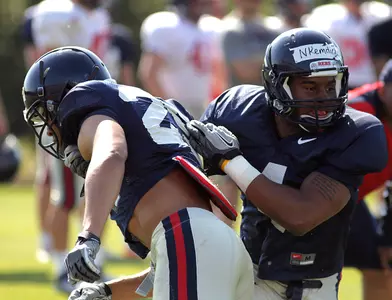 Denzel Nkemdiche (Josh McCoy)