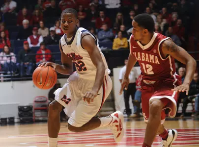 Jarvis Summers (photo by Nathan Latil)