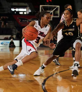 Valencia McFarland (photo by Joshua McCoy)