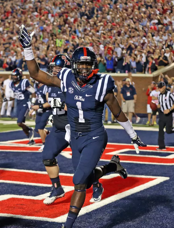 Freshman Laquon Treadwell had a team-high eight catches for 77 yards and two touchdowns against Texas A&M.