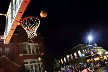 The second annual Square Jam will take place on Friday beginning at 6:30 p.m. on the Square.