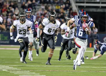 Sophomore Jaylen Walton had two touchdowns, including a career-long 40-yard touchdown rush in the first quarter.