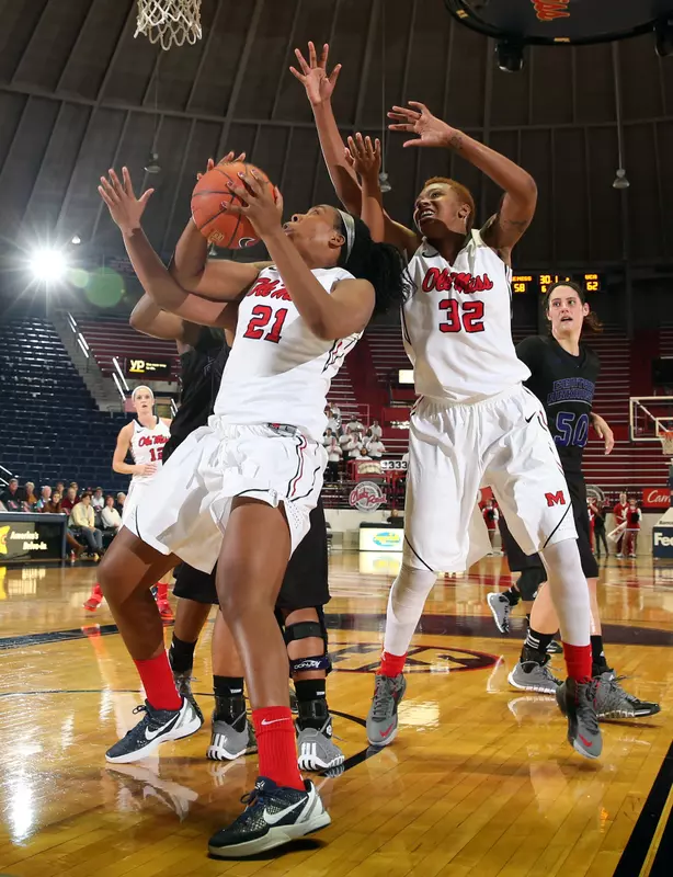 Ole Miss falls to Central Arkansas, 66-63