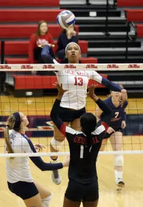 Sophomore Nakeyta Clair recorded her fifth straight match of at least a dozen kills, finishing with a team-high 15 vs. Georgia.