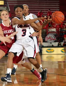 Valencia McFarland (photo by Joshua McCoy)
