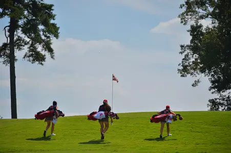 Ole Miss Women's Golf (photo by Robert Jordan)