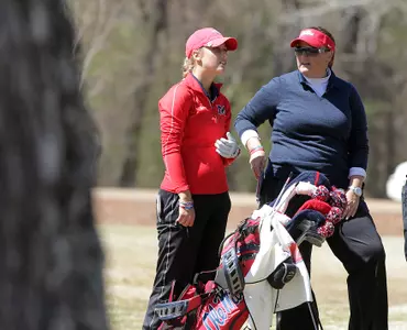 Abby Newton and Janell Howland (photo by Joshua McCoy)