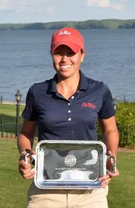 Alison Hovatter advanced to the semifinals of the WSGA Amateur Championship on Thursday afternoon before losing 3 and 2.