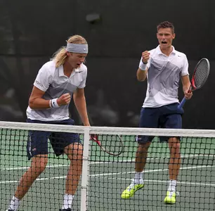 Nik Scholtz and Jonas Lutjen